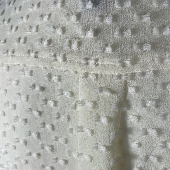 Blouse by Banana Republic. - Picture 4 of 4